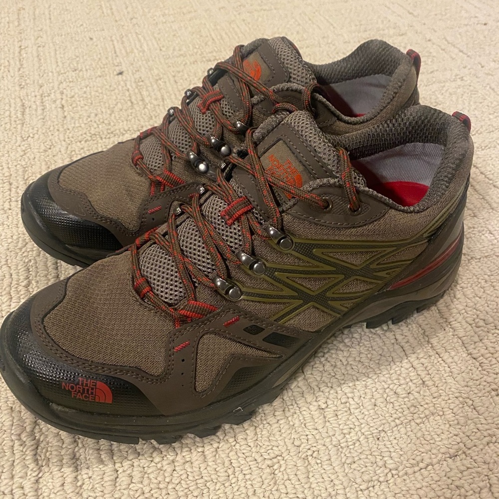 The north face hedgehog fastpack size 10.5